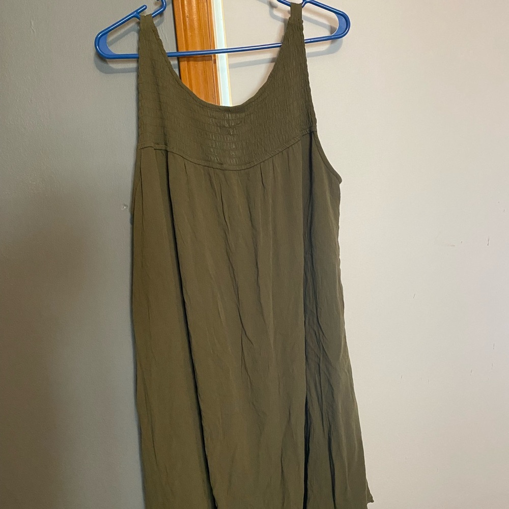 V-back dress